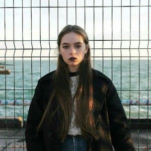 Meet your Posher, Normandy